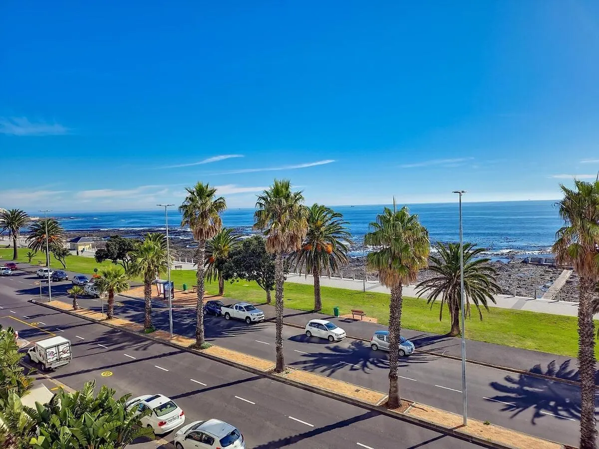Seaside Apartment Opposite Seapoint Promenade. Kapstadt 0*,