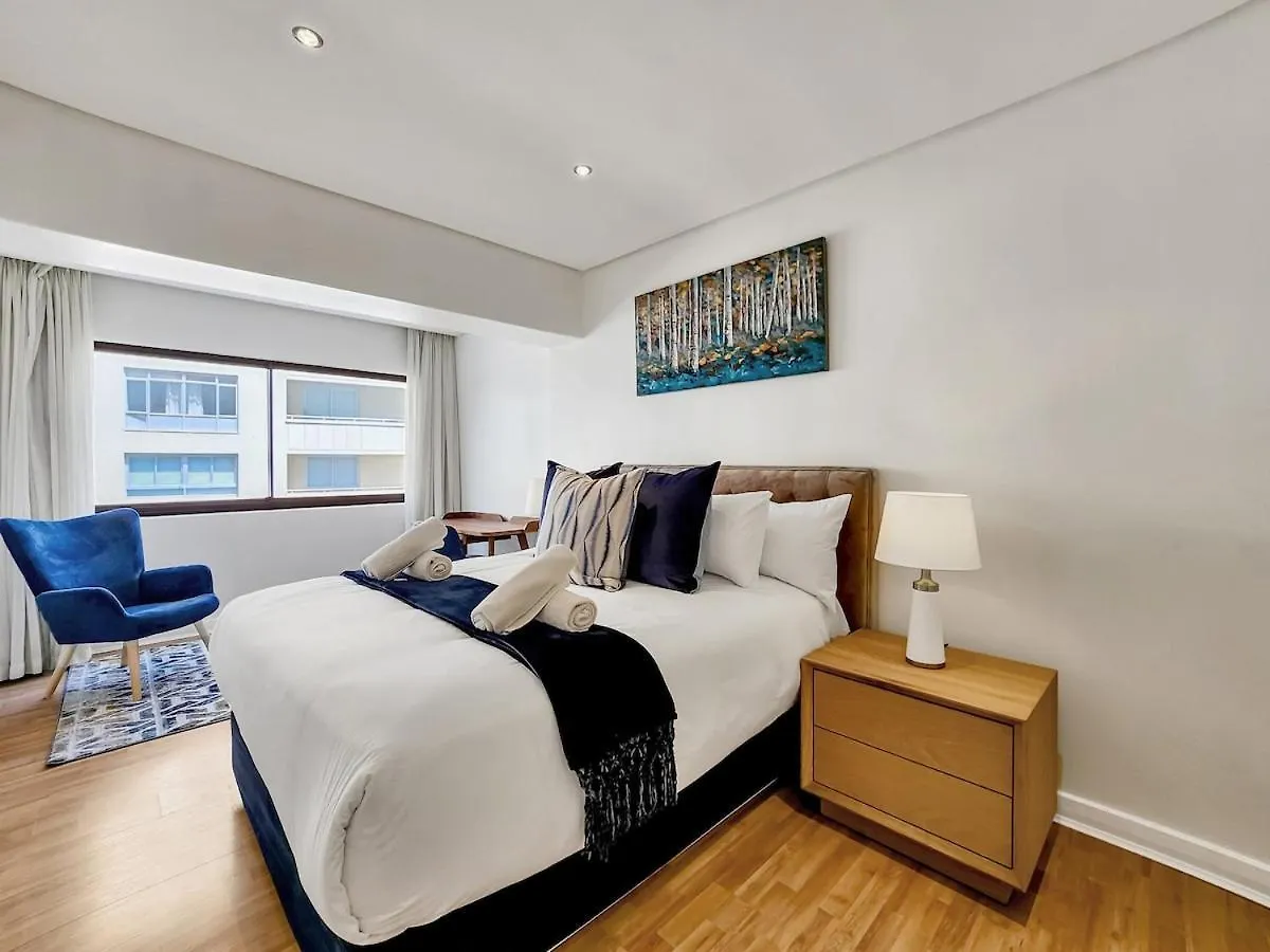 Seaside Apartment Opposite Seapoint Promenade. Cape Town 0*,